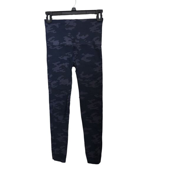 Spanx Seamless Leggings Camo Women Size M Look at Me Now Leggings - Picture 1 of 9